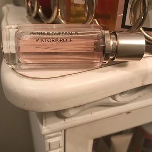 Viktor & Rolf Flowerbomb